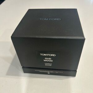 Tom Ford Oud Wood Candle
